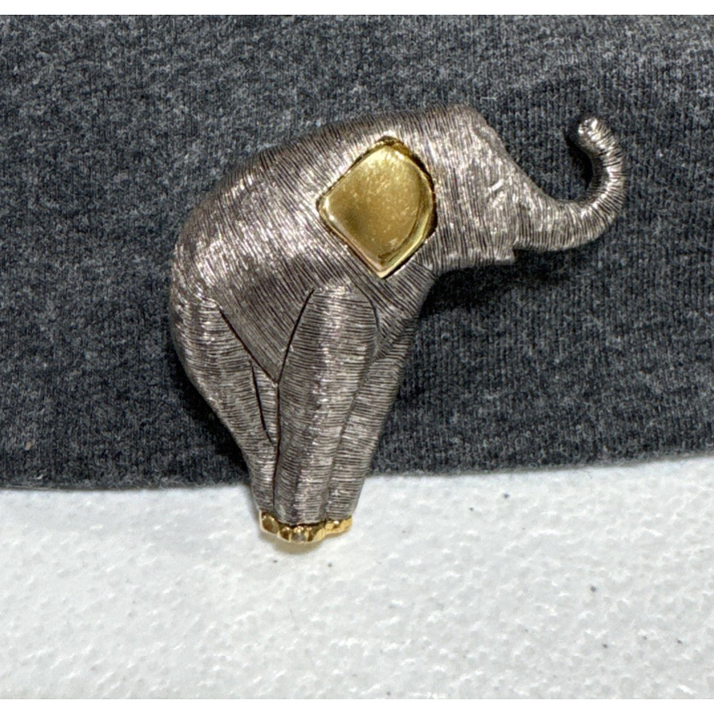 Liz Claiborne Elephant Brooch Lapel Pin Gray Brushed Metal Gold Tone Fashion
